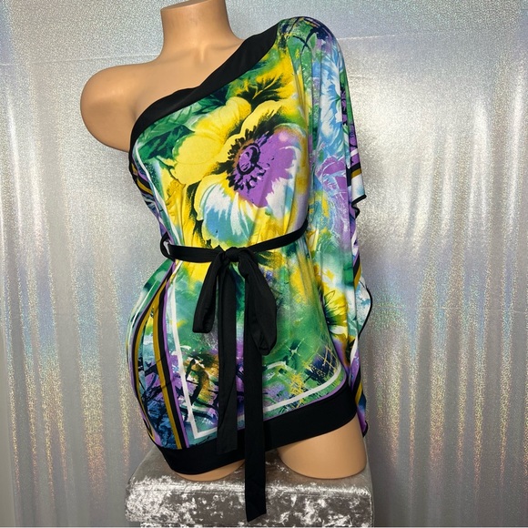 Entry blouse tie at waist one shoulder bay wing belted open shoulder floral top - Picture 7 of 13